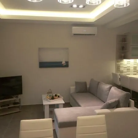 Anastasia's Luxury *